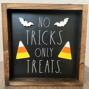 RAE DUNN Halloween sign